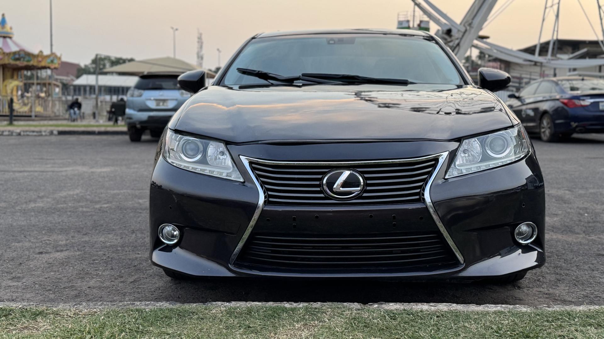 Lexus ES 350 2013/14 Enugu car rental